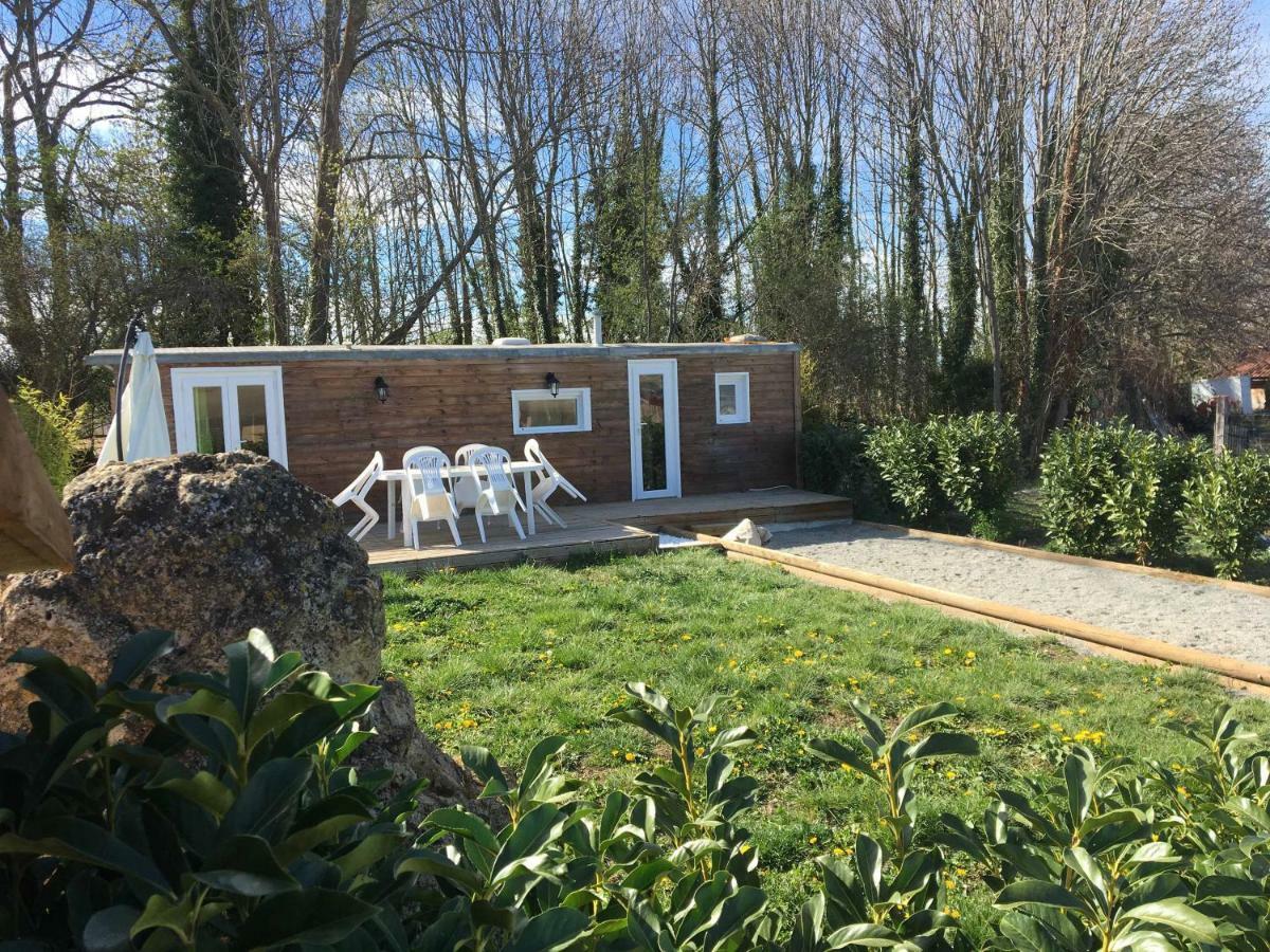 Chevrerie Des Oliviers Villa Saint-Georges-sur-Allier Exteriör bild